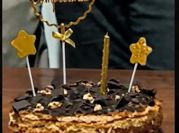 Una foto de tortas de cumpleaños sencillas
