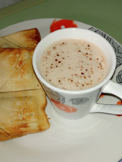 A picture of Simple breakfast and easy to prepare😜#1post1hope.