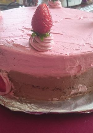 A picture of Chocolate and strawberry gateaux.