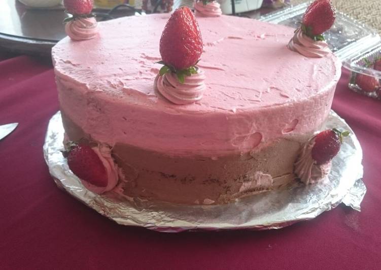 Chocolate and strawberry gateaux