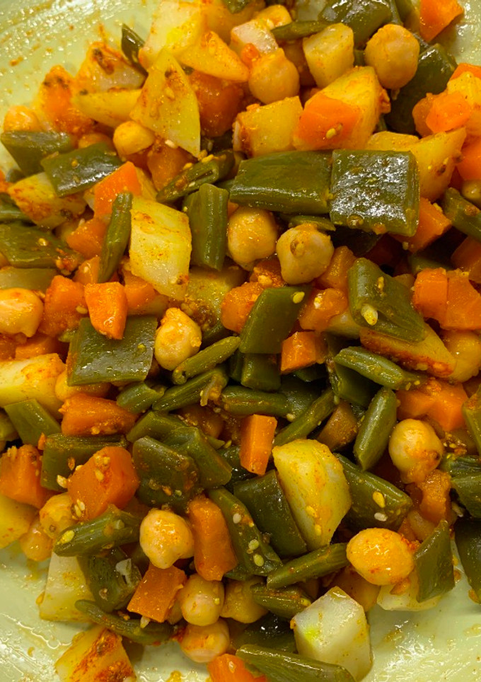 Una foto de Verduras al vapor con garbanzos