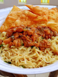 Foto resep Mie Ayam & Pangsit Goreng