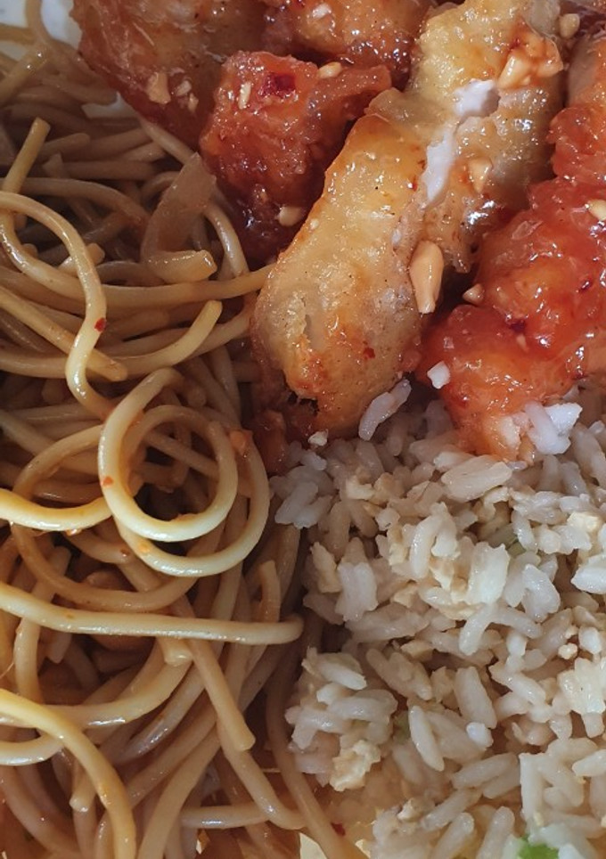 Chilis mogyorós csirke, piri piri mogyis tésza tojtoj rizs⛩🧧 recept fotója