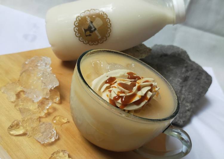 Langkah Mudah untuk Membuat Thai Tea with Oat Milk, Enak Banget