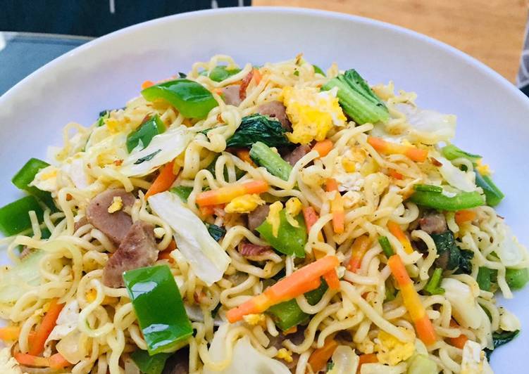 Resep Mie goreng paprika ☘️🥕 yang Lezat Sekali