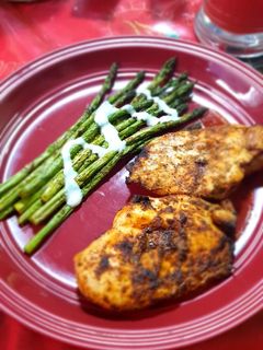 Una foto de Pechuga de Pollo y Espárragos en Airfryer