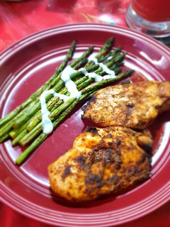 Una foto de Pechuga de Pollo y Espárragos en Airfryer