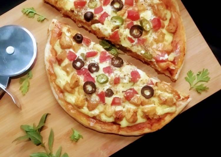 Simple Way to Make Ultimate Chicken tikka pizza