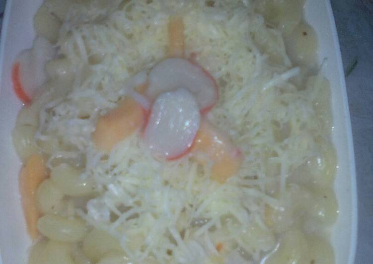 Macc n' Cheese Bakso Seafood