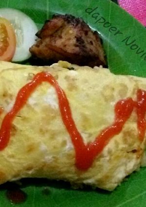Foto resep Nasi goreng gulung telur