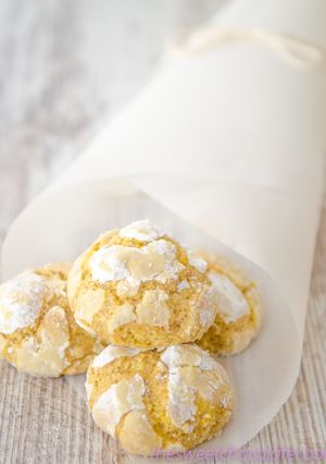 Una foto de Galletas de limón craqueladas con jengibre