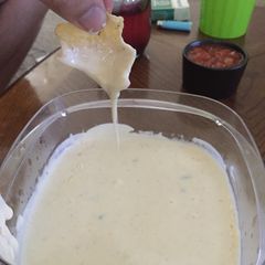 A picture of White Queso.