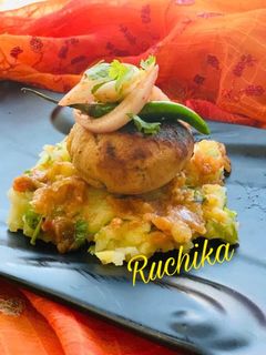 A picture of Baked Litti.