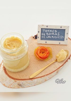 Une photo de Pommes au beurre de cacahuètes