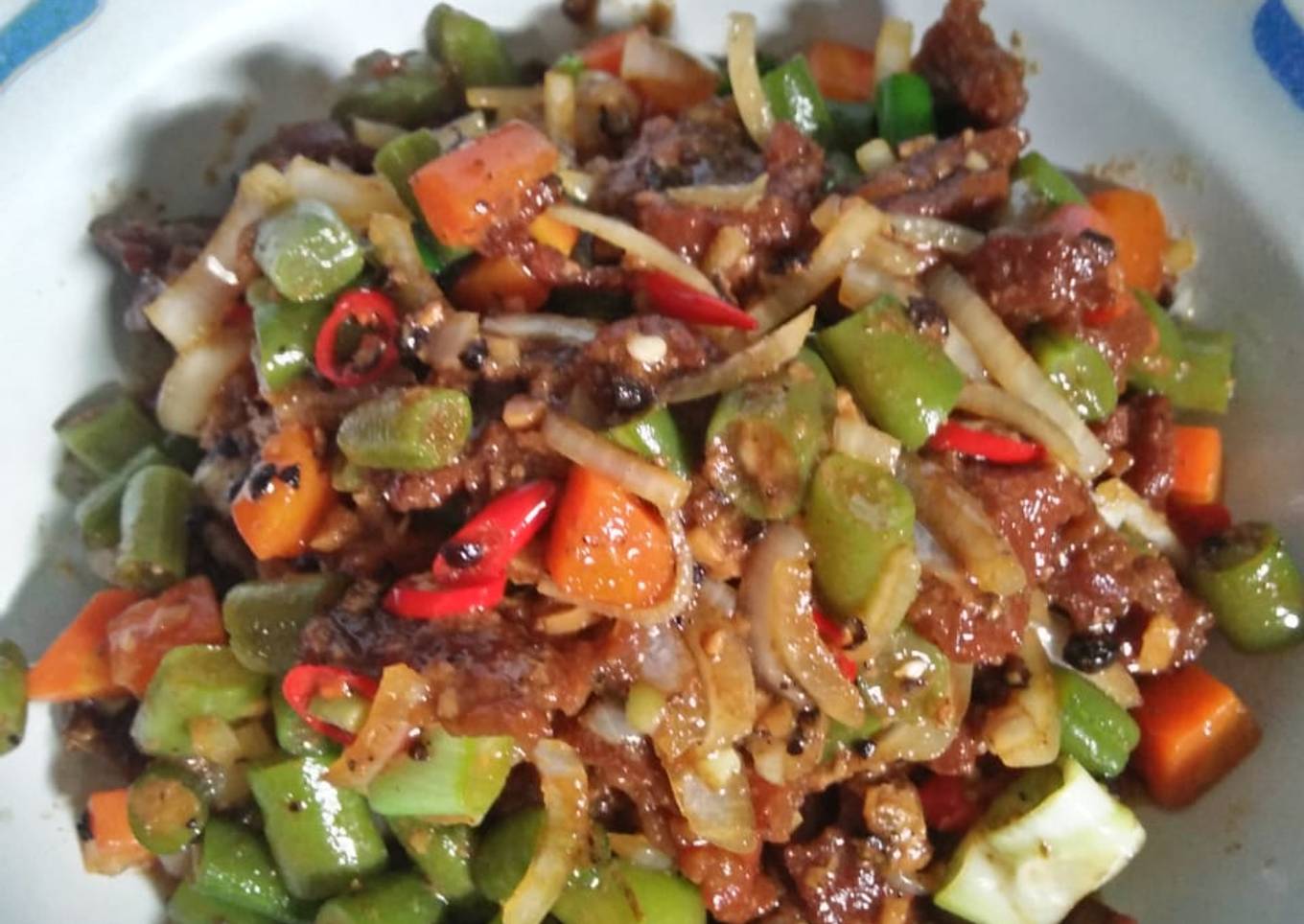 Sapi lada hitam mix sayuran