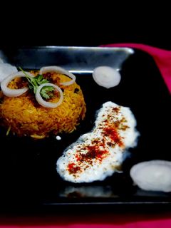 વેજ બિરયાની (Veg Biryani Recipe In Gujarati) રેસીપી મુખ્ય ફોટો
