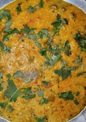 A picture of Vegetable daliya.