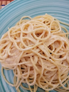Una foto de Tallarines con salsa de nueces