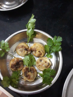 மஸ்ரூம் பணியாரம் (mushrrom paniyaram recipe in tamil) செய்முறை முக்கிய புகைப்படம்