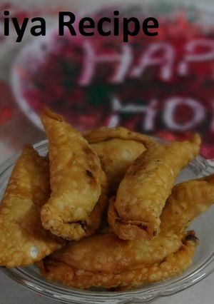 A picture of Mawa Gujiya.