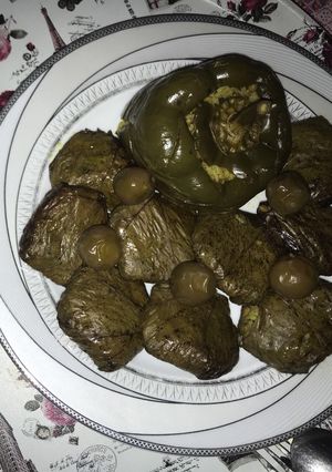 عکسی از دستور دلمه ی برگ مو و فلفل😍😍