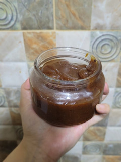 A picture of Imli khajoor ki chutney.
