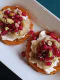 Semi Montadito de calabaza asada con berenjena y granada