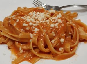 Una foto de Pasta de tomate cremosa 🍅