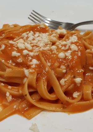 Una foto de Pasta de tomate cremosa 🍅
