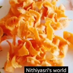 A picture of Ribbon pakoda.