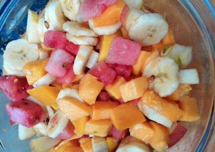 How to Prepare Quick Fruit Salad