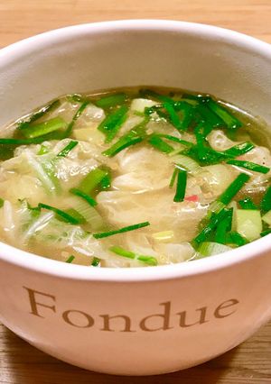 Hình của món 🌱 Canh Cải Thảo Lá Hẹ (Vegan).