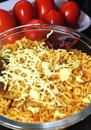 ચીઝ ટોમેટો રાઈસ (Cheese Tomato Rice In Gujarati) રેસીપી મુખ્ય ફોટો