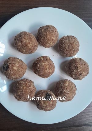 A picture of Healthy ladoo.
