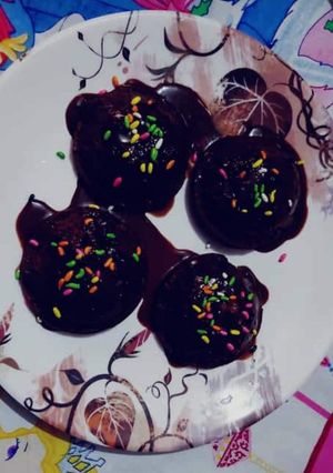 एग्ग्लेस्स ब्राउनी (eggless brownie recipe in Hindi) रेसिपी मुख्य फोटो