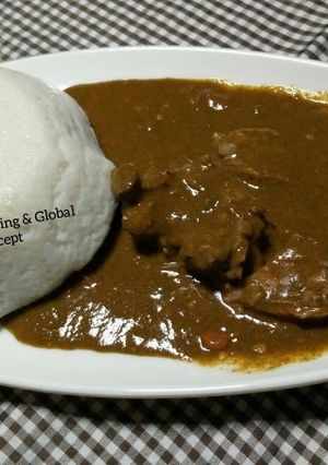 A picture of Swallow(tuwon masara)with boabab soup(miyan kuka).