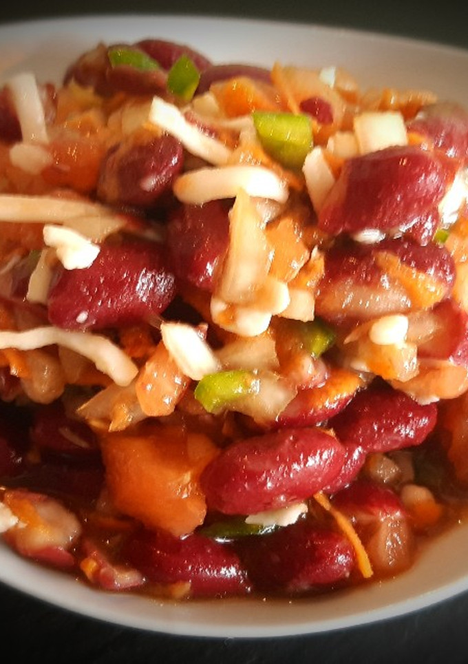 Una foto de Ensalada de alubias rojas