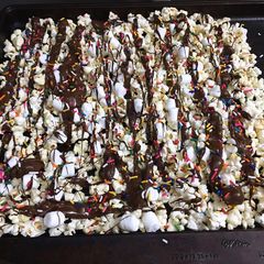 A picture of Hot chocolate popcorn.