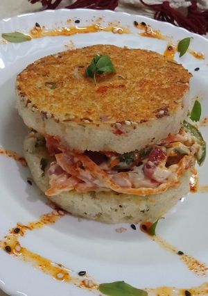 A picture of Semolina mayo veggie dhokla sandwich.