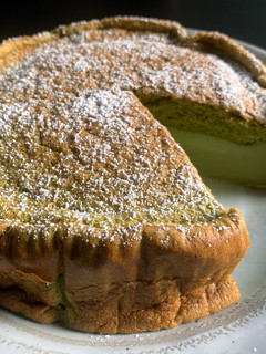 A picture of Matcha Magic Cake.