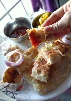 মোগলাই পরোটা (Moghlai parota recipe in Bengali) রেসিপির প্রধান ছবি