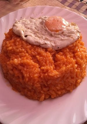 Una foto de Arroz a la cubana
