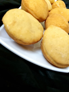 A picture of Puffed bread.