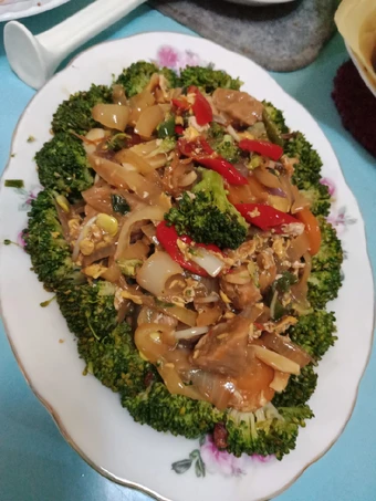 Cara Gampang Membuat Resep Tumis Brokoli daging sapi lada hitam yang Lezat Anti Ribet, Bisa Manjain Lidah