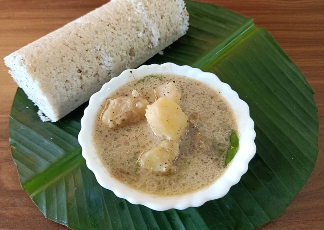 Wheat flour puttu with potato stew