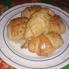 Una foto de Chocolatines y croissant