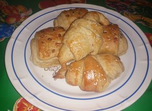 Una foto de Chocolatines y croissant