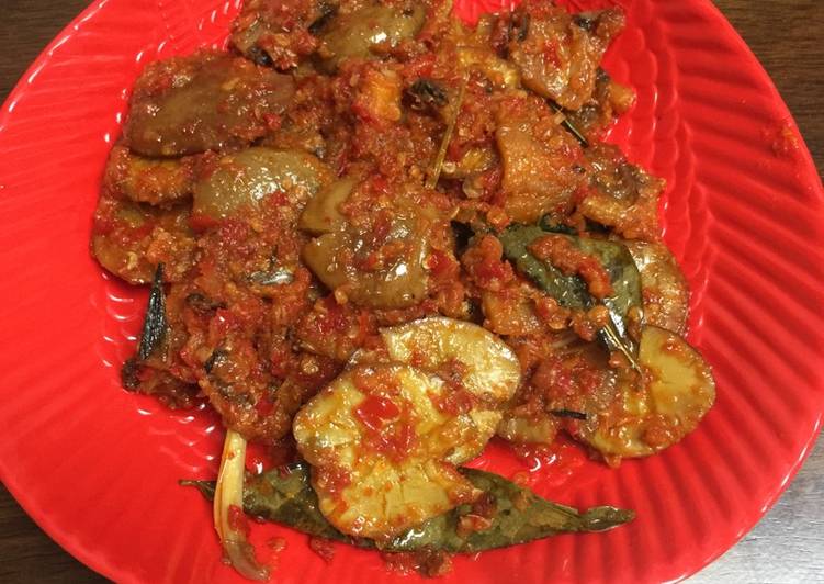 Jengkol balado