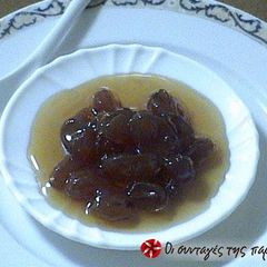 A picture of Grape spoon sweet.