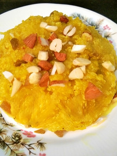 पम्किन (कद्दू) का हलवा (Pumpkin-kaddu ka halwa recipe in hindi) रेसिपी मुख्य फोटो